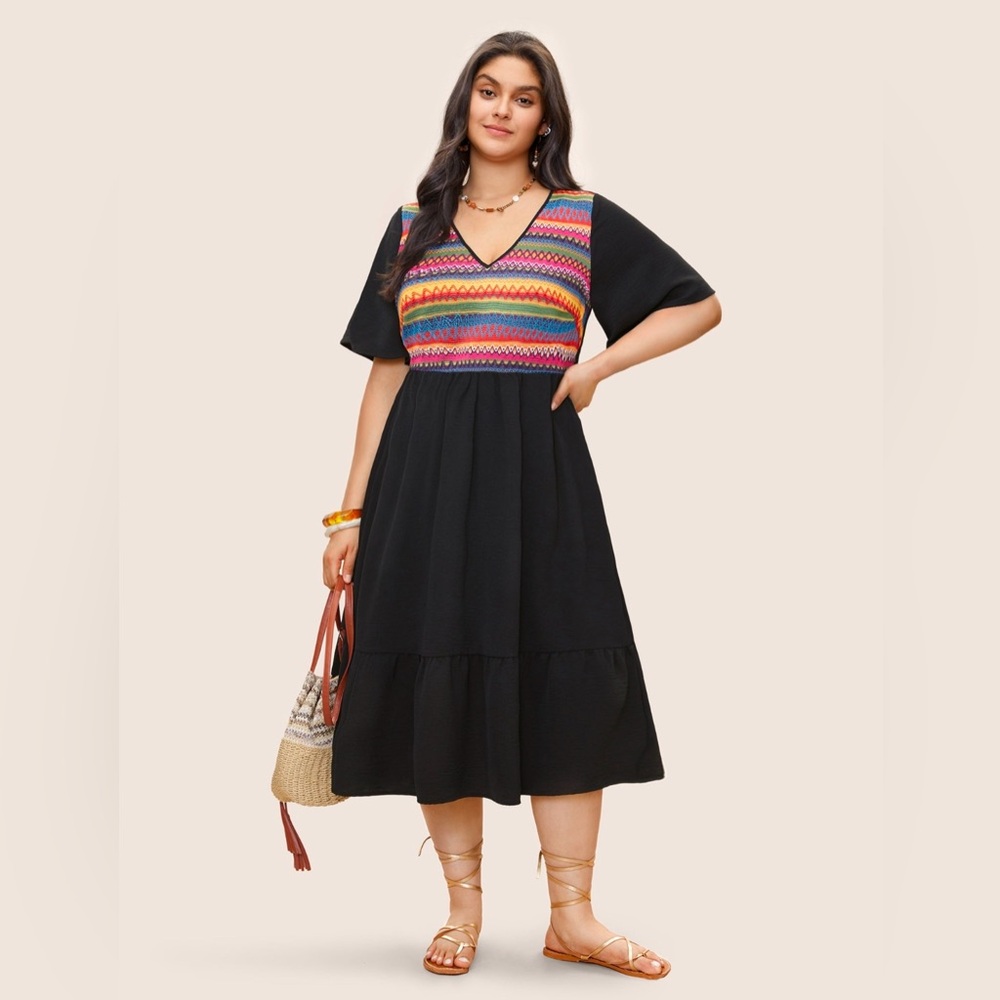 BloomChic Colorful Midi Dress Size 26